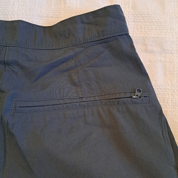 Sierra Designs women's size 10 backpack shorts gray, New - Picture 4 of 10